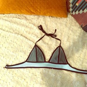 Bikini top (I think bodyglove) no tag XS